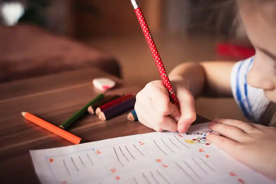 Los monasterios jugaban un papel fundamental en la educación medieval