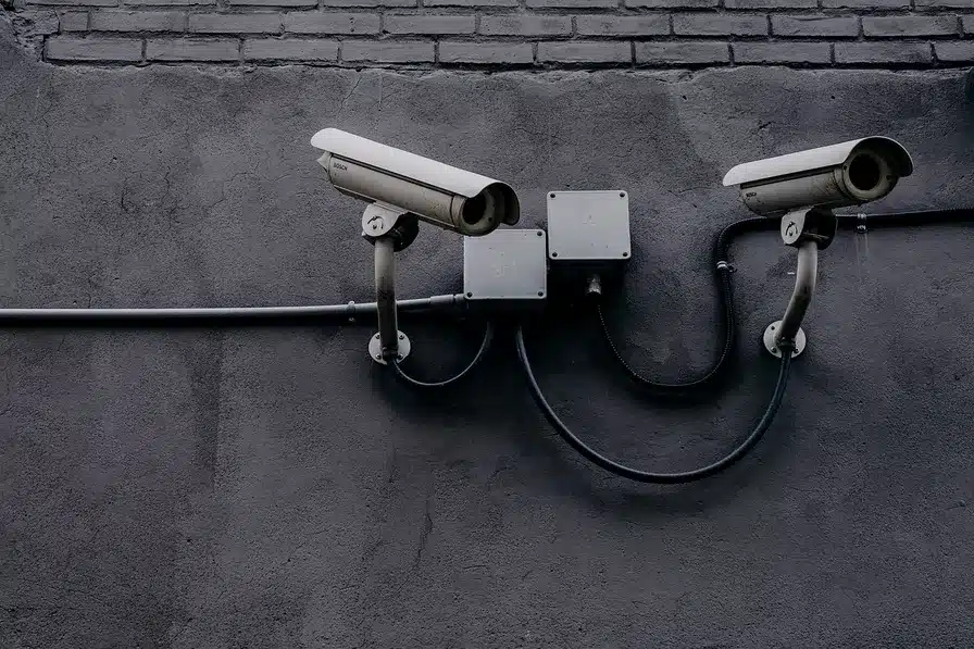 Desarrollo de sistemas de vigilancia electrónica